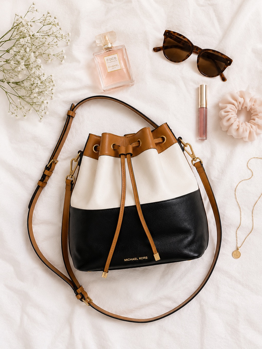 Michael Kors Leather Colorblock Bucket Shoulder/Crossbody Bag Black, White & Tan